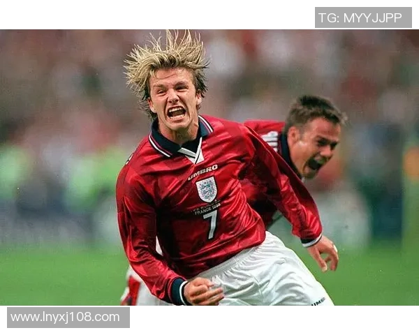 阿德足球明星的传奇故事与成就揭秘,谁是这位耀眼的球场巨星 阿德足球明星的传奇故事与成就揭秘,谁是这位耀眼的球场巨星