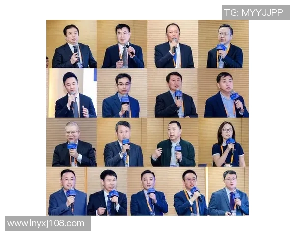 足球明星黄旭熙的成长之路与辉煌成就全景回顾