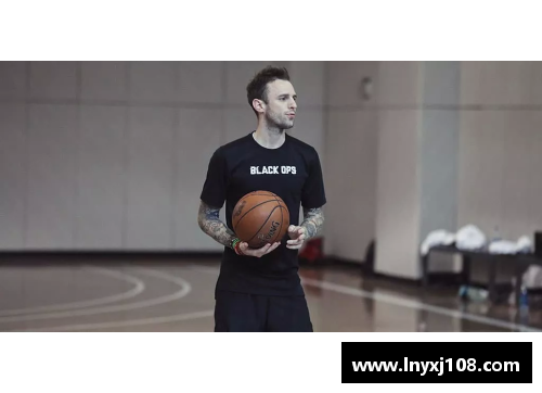 NBA明星埃诺尔：球场之外的生活与成就